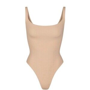 Skims Fits Everybody Square Neck Bodysuit XS NWT sand
